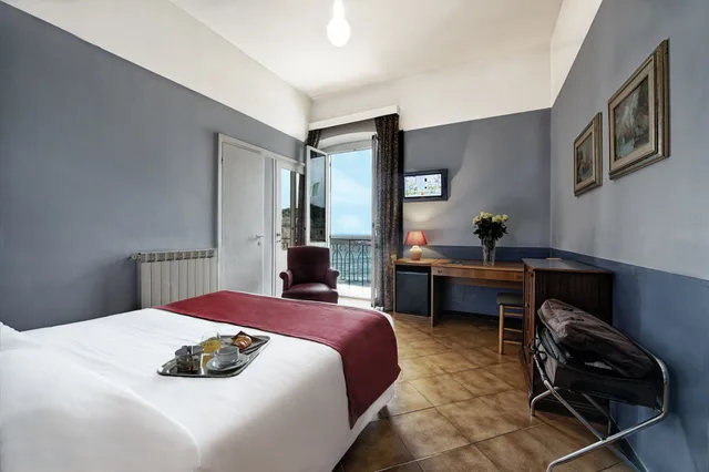 غرفة كلاسيكية بسريرين منفصلين بإطلالة على البحر، Hotel Italia e Lido Rapallo 3/10