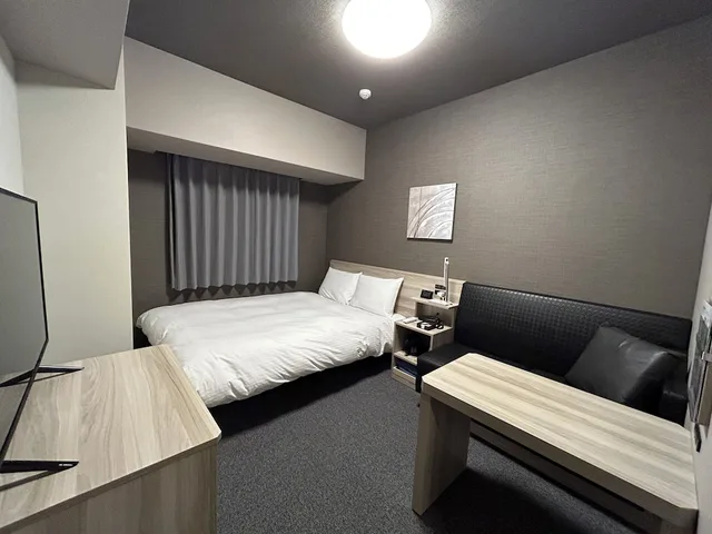 غرفة بسرير نصف مزدوج للمدخنين، Hotel Route Inn Owari Seto Ekimae 1/3