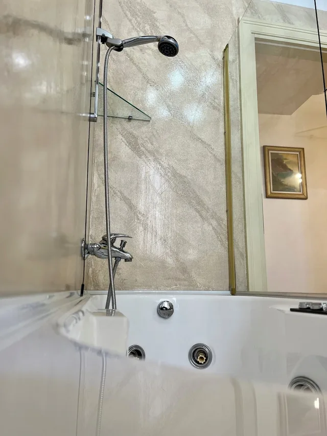 غرفة بسرير مزدوج بجاكوزي، Relais A Ponte Pietra 6/6