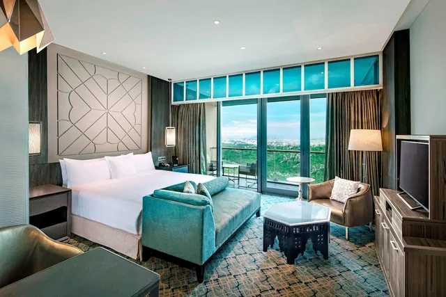 غرفة حصرية كلوب تنفيذية بسريرين منفصلين بإطلالة على المدينة بشرفة، Itc Kohenur A Luxury Collection Hotel Hyderabad 2/3