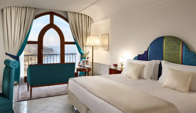 غرفة بسرير كوين، Palazzo Avino Preferred Hotels And Resorts 1/1