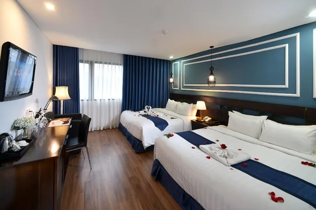 جناح عائلي بسريرين كينج بإطلالة على المدينة، Eternity Hotel 1/1