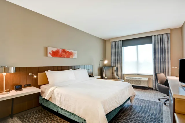 غرفة بسرير كينج، Hilton Garden Inn Princeton Lawrenceville Nj 1/2