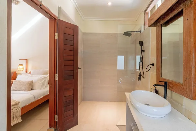 فيلا عائلية بسرير كينج وسرير فردي وسرير كوين بغرفتي نوم، Kelapa Luxury Villas 9/10