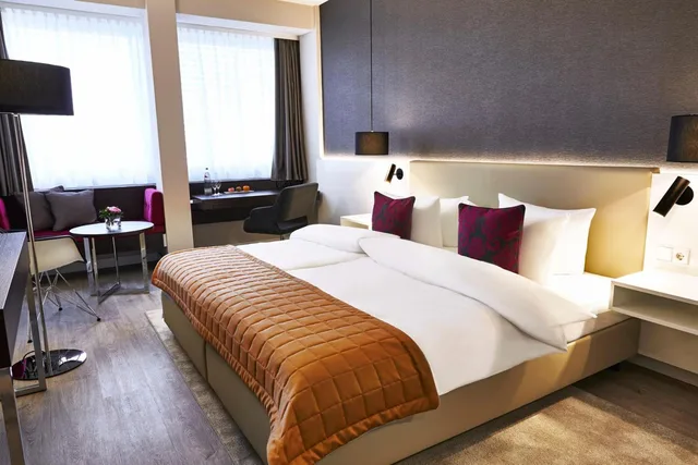 غرفة سوبيريور بسرير كينج، Steigenberger Hotel Koln 1/6