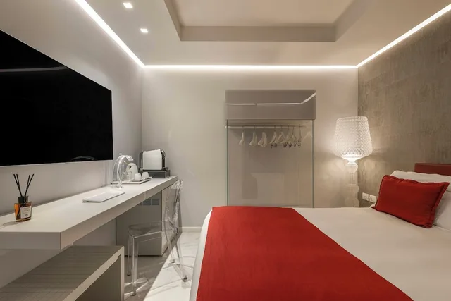 1 Bedroom, Classic, Queen Bed, Private Bathroom, Palazzo Marletta House Hotel 3/3