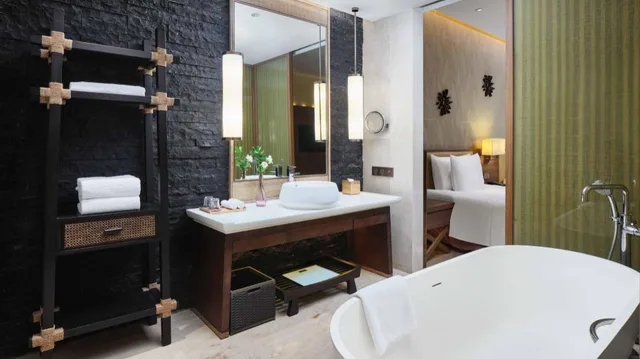 Feature, Twin Beds, Smoking، CROWNE PLAZA HAILING ISLAND 3/3