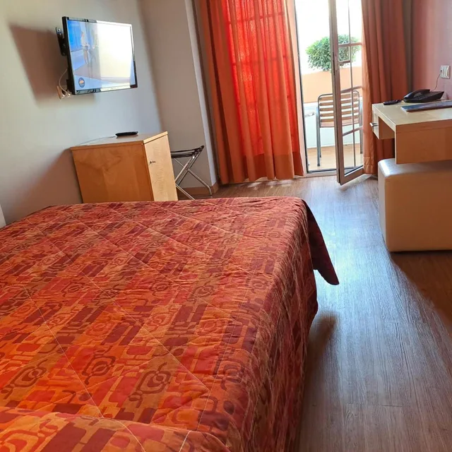 غرفة ديلوكس مفردة بشرفة، KRONOS HOTEL 3/10