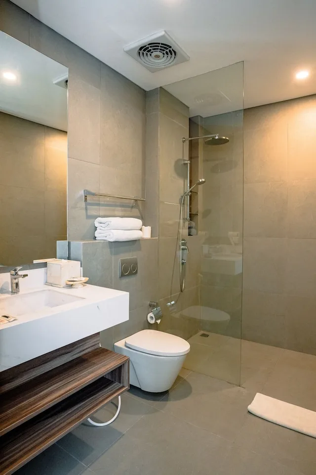 3 Bedrooms, Penthouse, 1 Single and 2 Queen Beds, Ocean View، FuramaXclusive Ocean Beach Seminyak 6/6