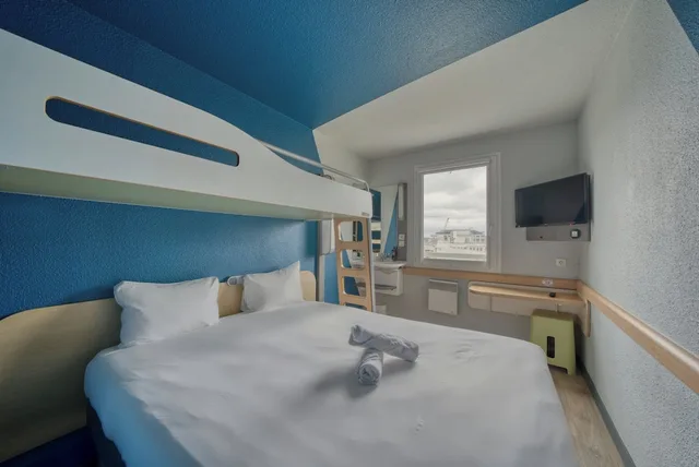 Room, Double Bed, Ibis Budget Gennevilliers Asnieres 1/6