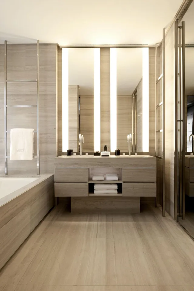 Armani, Family، Armani Hotel Milano 2/2