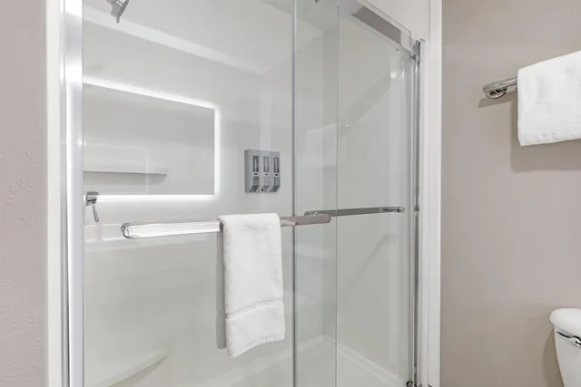 غرفة قياسية بسريرين كوين، Best Western Plus Pocomoke City 7/7