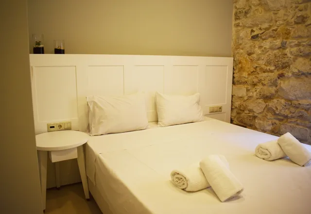 غرفة أساسية بسرير مزدوج بإطلالة على المدينة بغرفة نوم واحدة، Candia Suites And Rooms 2/3
