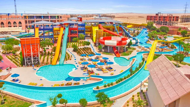 غرفة بإطلالة على المسبح بغرفتي نوم، Pickalbatros Jungle Aqua Park - Neverland Hurghada 2/2