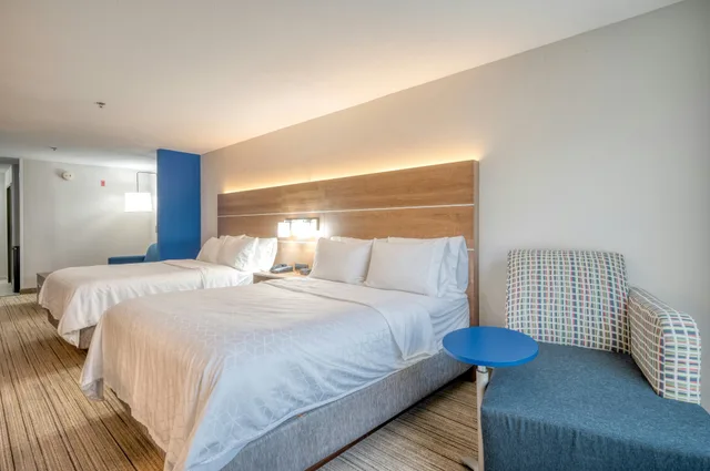 جناح بسريرين كوين، Holiday Inn Express Hotel And Suites Greenville 1/4