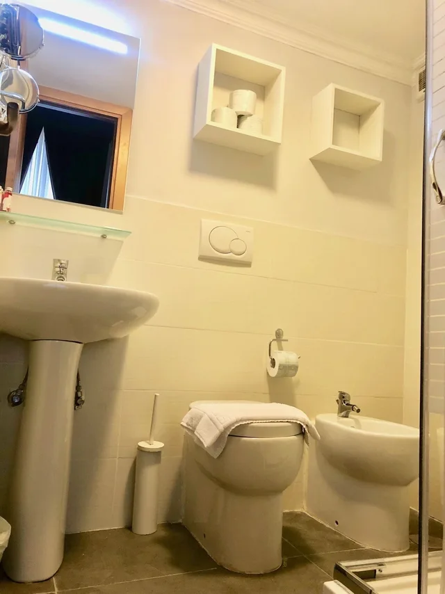 غرفة ديلوكس بسرير كوين مع أريكة، Navona Residenza De Charme 10/10