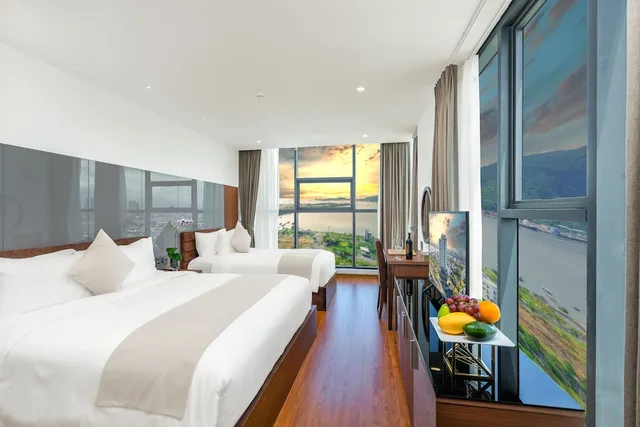 Premium, Triple, 1 King and 1 Single Beds, Panoramic View, Alansea Danang Hotel 2/5