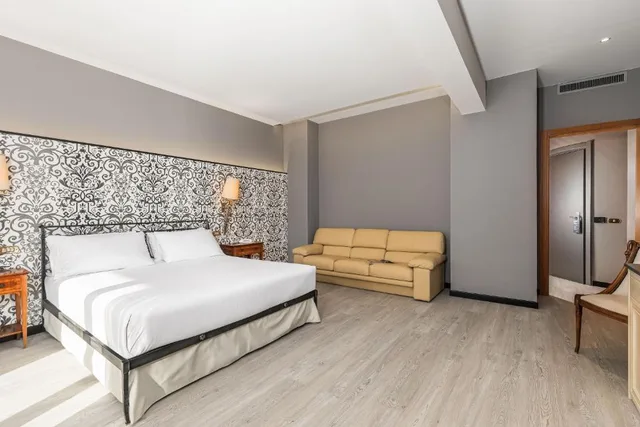غرفة ديلوكس بشرفة، Citystyle Hotel Reggio Emilia 4/8