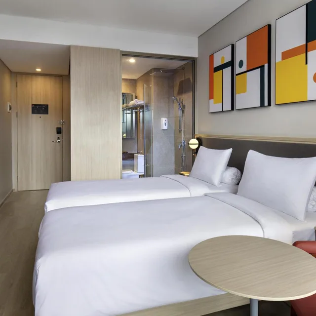 غرفة قياسية بسريرين منفصلين، Hotel Luxor 4/7