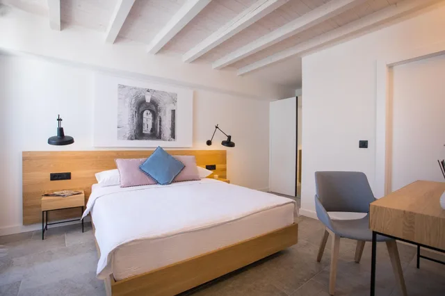 غرفة ديلوكس بسرير مزدوج أو سريرين منفصلين، Bova Luxury Rooms 9/10