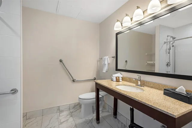 Room, Queen Bed, Accessible, Best Western Plus Suites Downtown 5/8