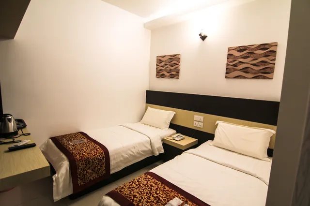 غرفة ديلوكس بسريرين منفصلين، Uptown Hotel Seremban 1/3