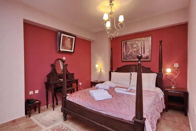 دوبلكس فاخر بسرير كوين بإطلالة على الجبل مع أريكة، Menalia Villas Suites 2/7