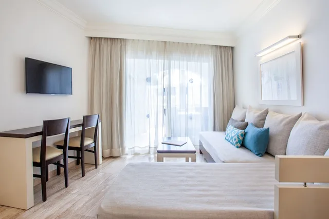 شقة بإطلالة على الحديقة بشرفة بغرفة نوم واحدة، Grupotel Los Principes and Spa 2/4