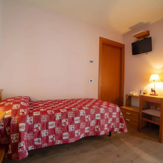 غرفة مفردة، Albergo Punta Zerbion 2/8