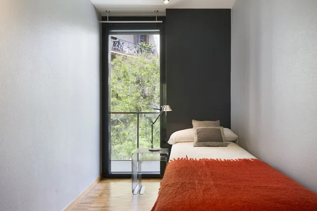 3 Bedrooms, Executive, Apartment, 1 Double and 4 Single Beds, Balcony، My Space Barcelona Executive Apartments 6/10