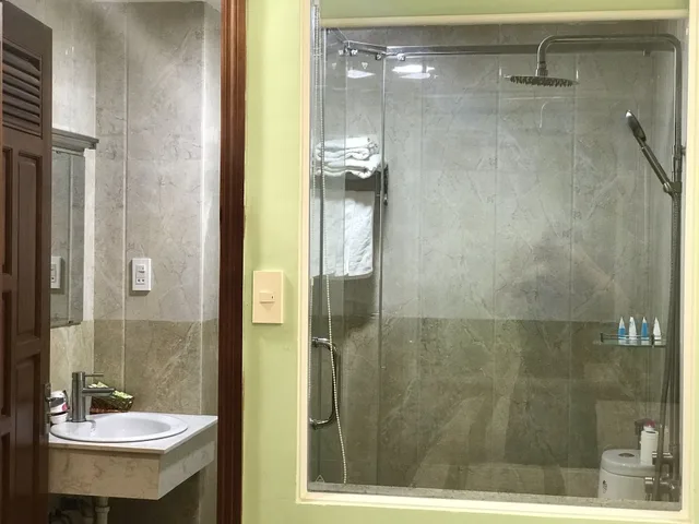 غرفة ديلوكس رباعية بسريرين مزدوجين بإطلالة على المتنزه، Green Park Hotel Quy Nhon 5/7