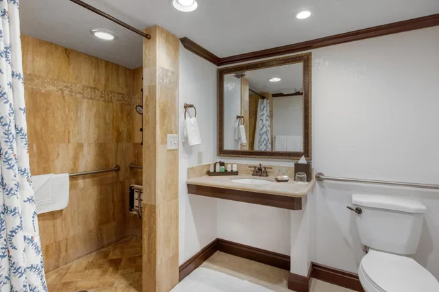 جناح تنفيذي بسرير كينج مع أريكة، Omni Rancho Las Palmas Resort And Spa 3/4