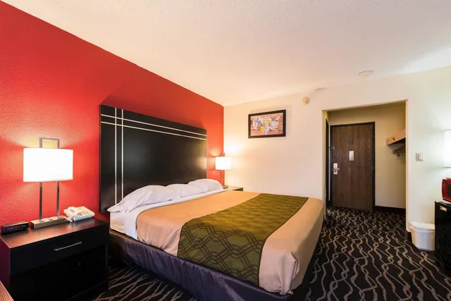 غرفة بسرير كينج لذوي الإعاقة، Econo Lodge Cleveland Southeast Kent 2/6