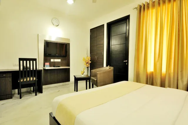 غرفة ديلوكس بسرير كينج، RR Residency 10/10
