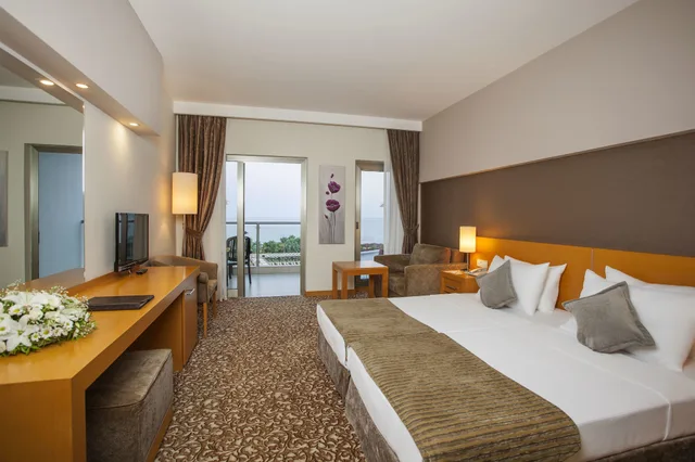 غرفة عائلية بسرير كوين وسريرين منفصلين، Arcanus Hotels Sorgun 2/10