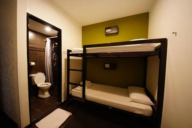 غرفة بسرير فردي وسرير بطابقين، Tulip Hotel 5/5