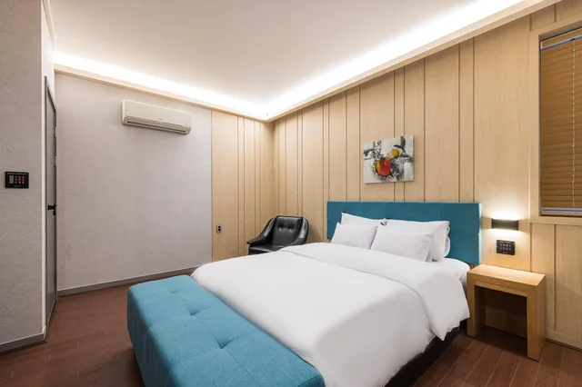 Deluxe, Double Bed, Gwangju Gwangsangu Hanam Hound Hotel 1/2