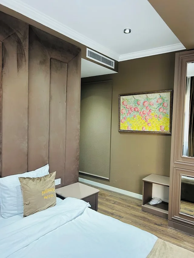 غرفة اقتصادية بسرير كينج بغرفة نوم واحدة، Parliament Hotel & Restaurant 6/10