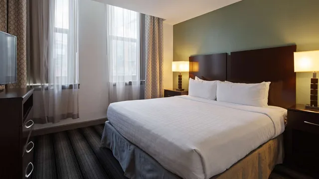 غرفة بسرير كينج لذوي الإعاقة، Best Western River North Hotel 2/5