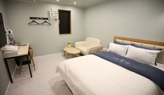 غرفة قياسية بسرير مزدوج، Hotel Ggulzam 1/4