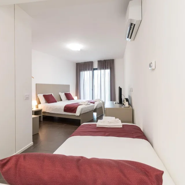 غرفة ثلاثية بشرفة، Cascina Fossata Hotel Residence 4/10