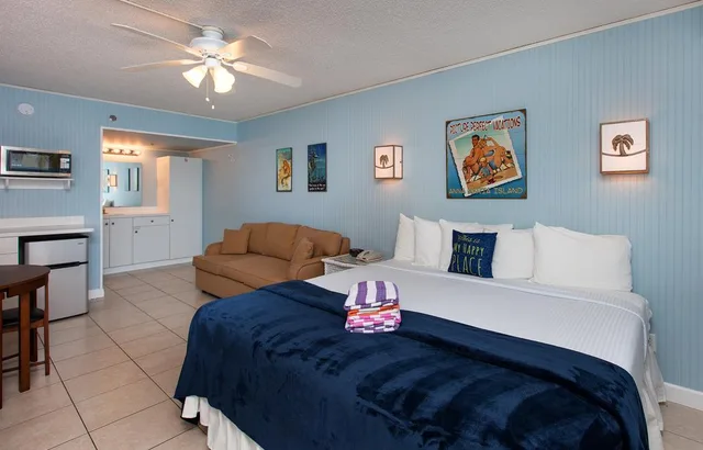 Studio, King Bed, Silver Surf Gulf Beach Resort 4/7