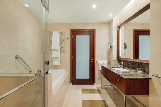 جناح ملكي بسرير كينج، Jw Marriott Marquis City Center 9/10