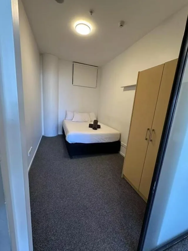 شقة بسريرين مزدوجين بإطلالة على المدينة بشرفة بغرفتي نوم، MCentral Apartments Manukau 2/4