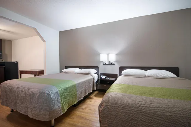 Room, 2 Queen Beds, Smoking, Motel6 New Iberia, LA 1/10