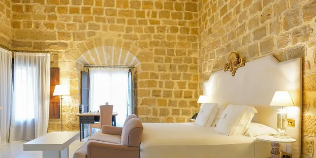 جناح بشرفة، Palacio De Ubeda 2/3