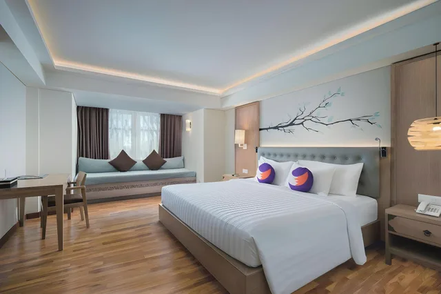 غرفة ديلوكس بسرير مزدوج وسريرين منفصلين، Fox Hotel Jimbaran Beach Bali 1/3