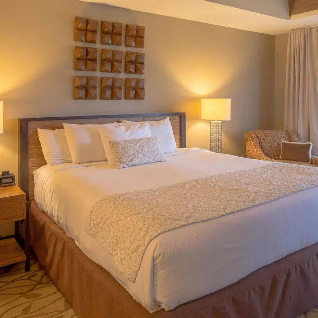 جناح ديلوكس بسرير كينج بغرفة نوم واحدة، Bluegreen Vacations Paradise Point, Ascend Resort Collection 2/6