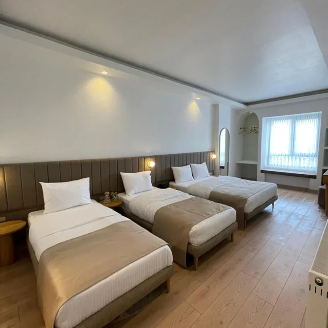 غرفة قياسية ثلاثية، Meshk Airport Hotel 3/10