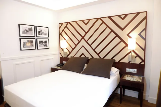 Executive, Single, Double Bed, Atrio 6/10
